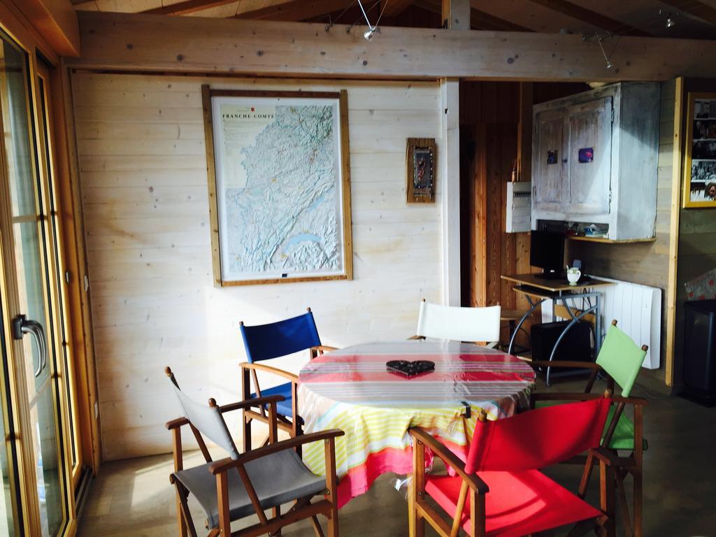 Gite Les Cigognes Orchamps-Vennes ห้อง รูปภาพ